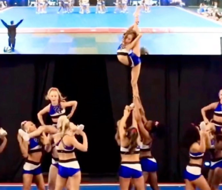 Two @cheerathletics videos in a row? We’ll, we couldn’t resist posting this one! 🤩 @ca_sassycats