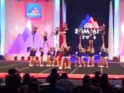 The tumbling, the pyramid, the stunt at the end... 10/10 👋