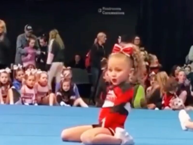 Beat cheerleading video I’ve seen for a while 😭