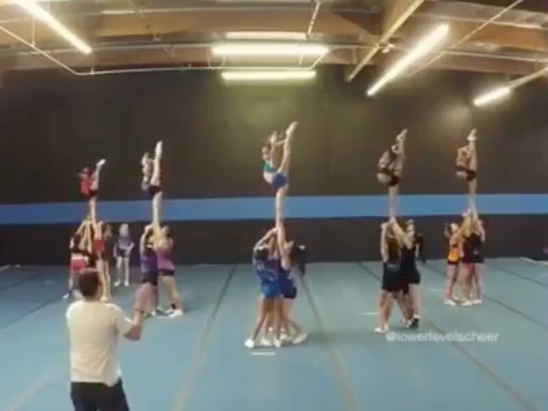 One of the best level 3 stunts I've seen 💙 @thecaliforniaallstars