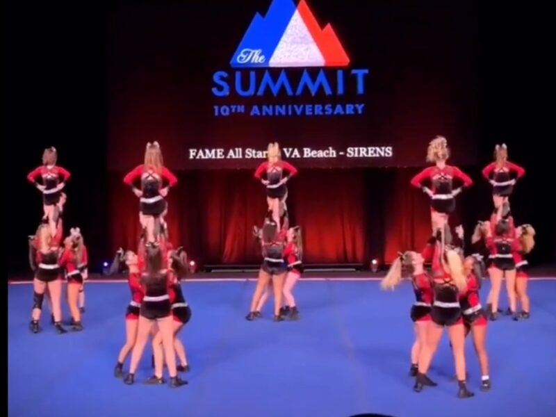 Your 2022 Summit silver medalists (medium senior 2) ❤️ @fame.sirens