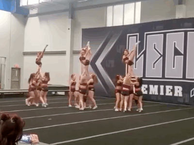 Casually spinning around in a needle! @legacypremiercheer Black Widow 🕷️