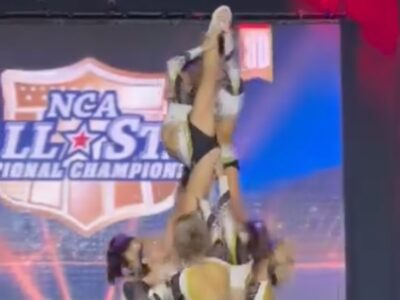 @celebritycheerpa Vogue 💅